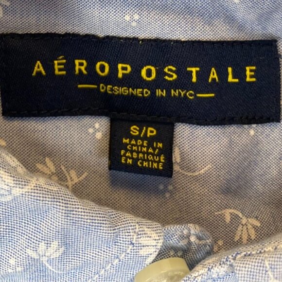 Aeropostale Mens Shirt Small Long Sleeve Floral Button Down Travel Casual Blue - Picture 3 of 14